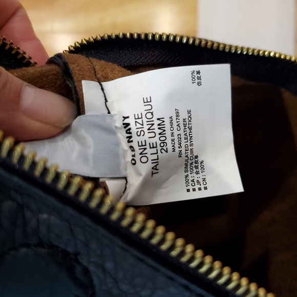 Old Navy Clutch - Picture 6 of 7